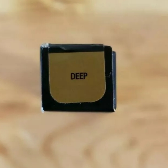 KAT VON D Lock-It Color Correcting Primer DEEP - Picture 3 of 4